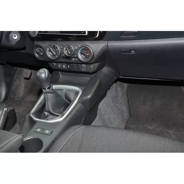 Houder - Kuda Toyota Hilux 2015-2016 Kleur: Zwart Geen automaat Houder - Kuda Toyota Hilux 2015-2016 Kleur: Zwart Geen automaat
