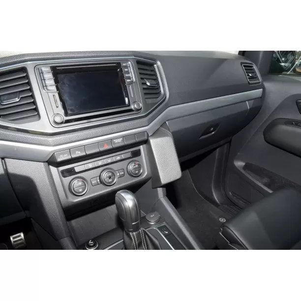 Houder - Kuda Volkswagen Amarok 2016-2019 Kleur: Zwart Houder - Kuda Volkswagen Amarok 2016-2019 Kleur: Zwart