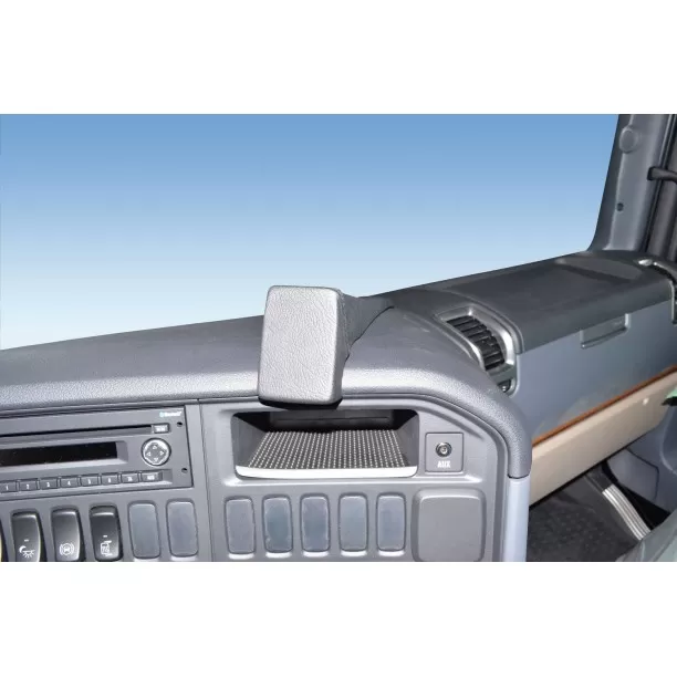 Houder - Kuda Scania R Serie 2010-2019 Kleur: Zwart Houder - Kuda Scania R Serie 2010-2019 Kleur: Zwart