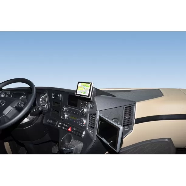 Houder - Kuda Mercedes Benz Actros (MP4) 2013-2019 Kleur: Zwart Houder - Kuda Mercedes Benz Actros (MP4) 2013-2019 Kleur: Zwart