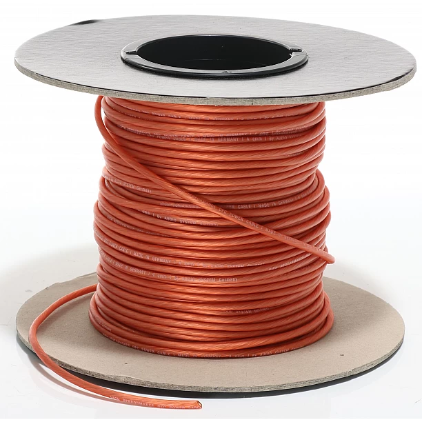 AUDIO SYSTEM HIGH-Performance 4mm² power Kabel. Per rol van 50 meter Rood