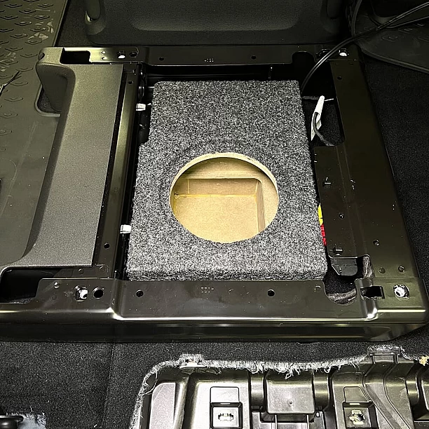 GAS Audio Power Pasklare subwooferkist Volkswagen ID Buzz 2zits GAS Audio Power Pasklare subwooferkist Volkswagen ID Buzz 2zits